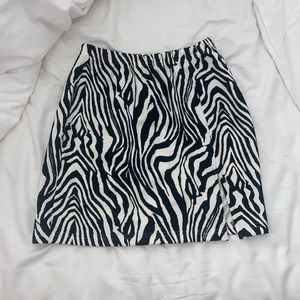 SHEIN Xs zebra print mini skirt